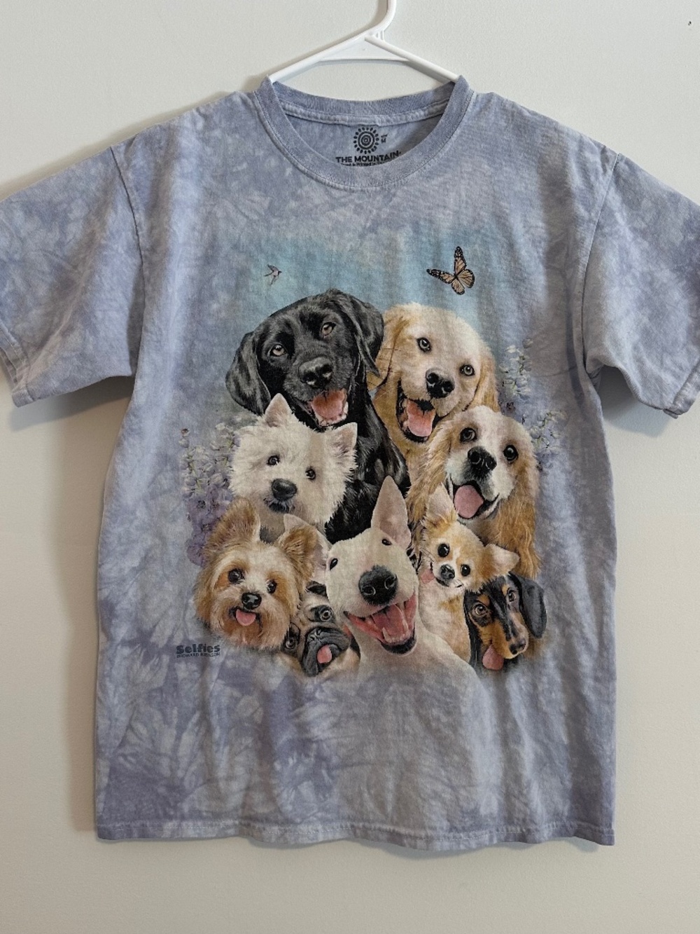 The Mountain Dogs Selfies Animal Print T-Shirt Medium Blue Y2K Short Sleeve